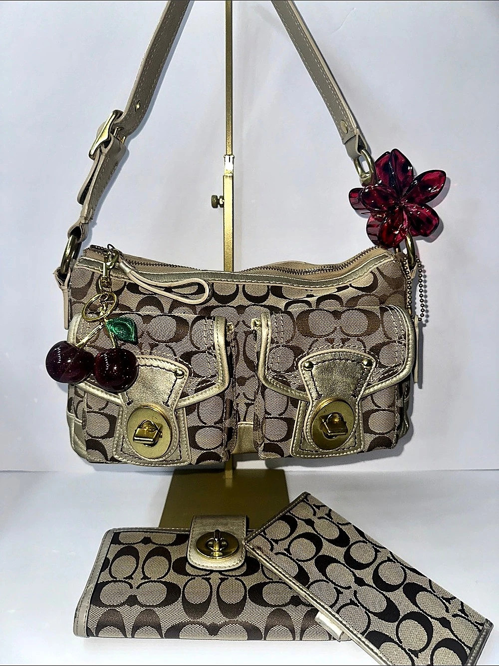Vintage Coach Legacy collection set